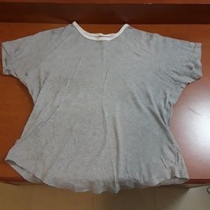 Basic gray t-shirt